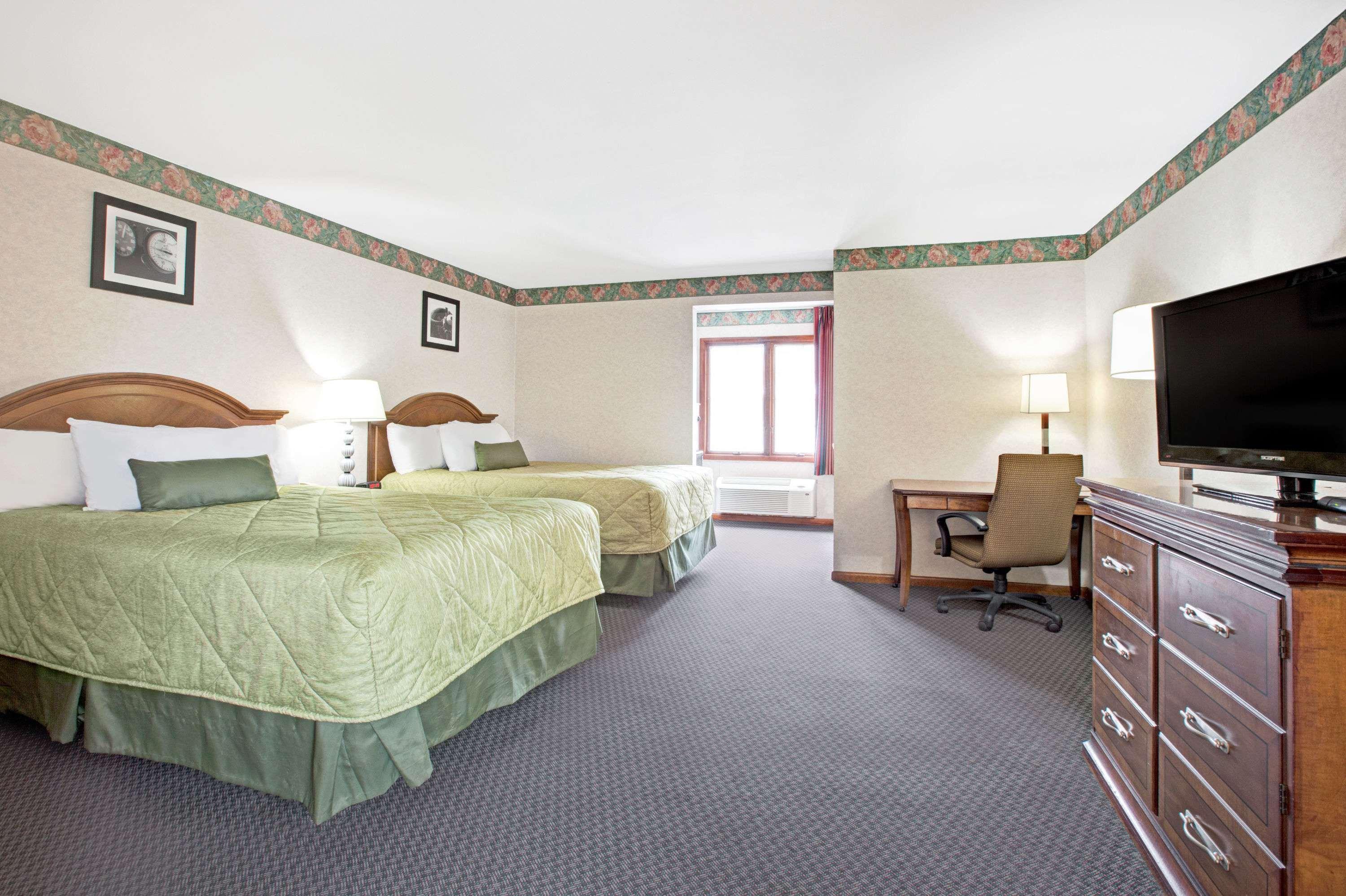 Ramada Inn Flemington Εξωτερικό φωτογραφία